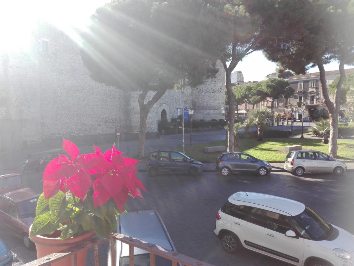3Acasavacanza Aeroporto di Catania Fontana Rossa Esterno foto