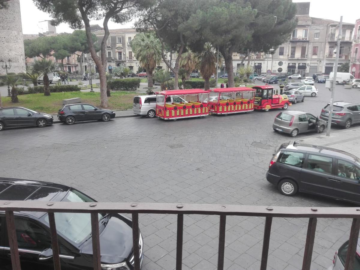 3Acasavacanza Aeroporto di Catania Fontana Rossa Esterno foto